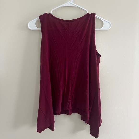 FREE RUE21 Tank Top - Picture 2 of 3